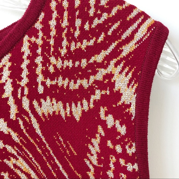 St. John Red/Silver/Gold Sleeveless Sweater Shell - Picture 3 of 8